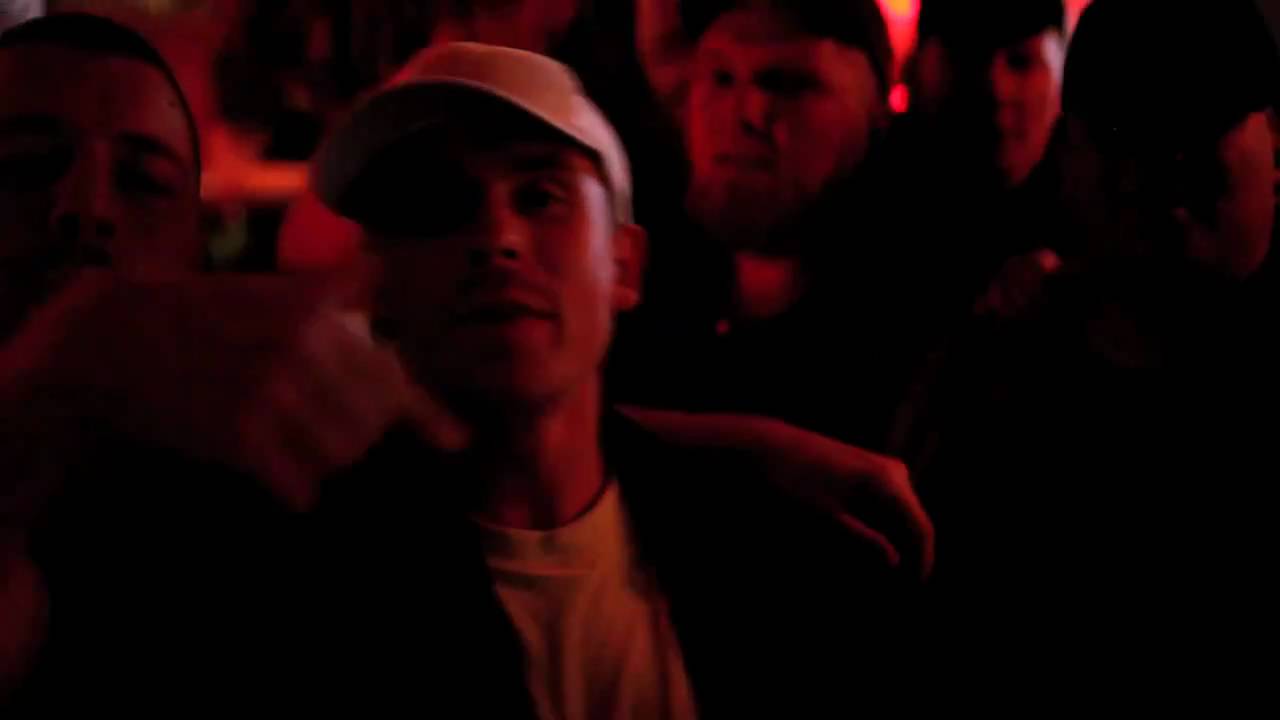 Cuba & Svenjo (SMOKING MICS) - Hurensohn/1000 Hurensöhne (Offizieles Video)