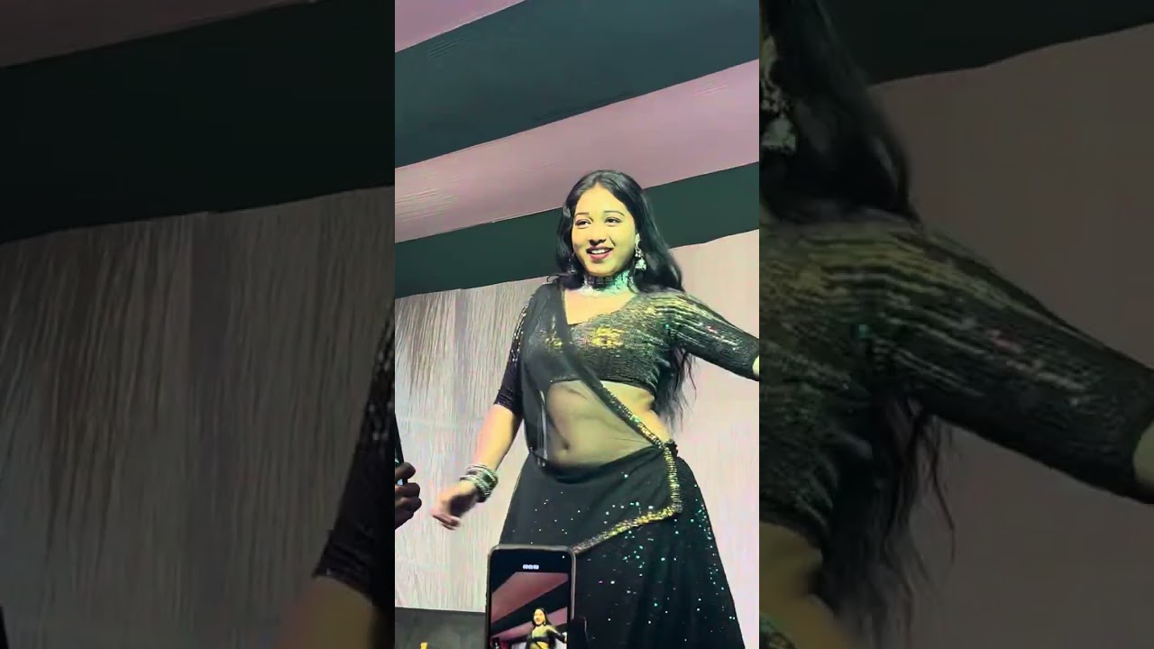 New Bhojpuri songs stage performance #hitsong #dance #trendingsong #trendingsong