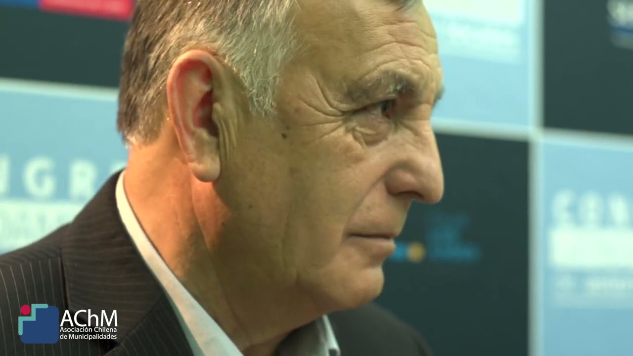 Óscar Sumonte: "En Chile el turismo es reconocido y en eso los municipios tenemos mucho que decir".