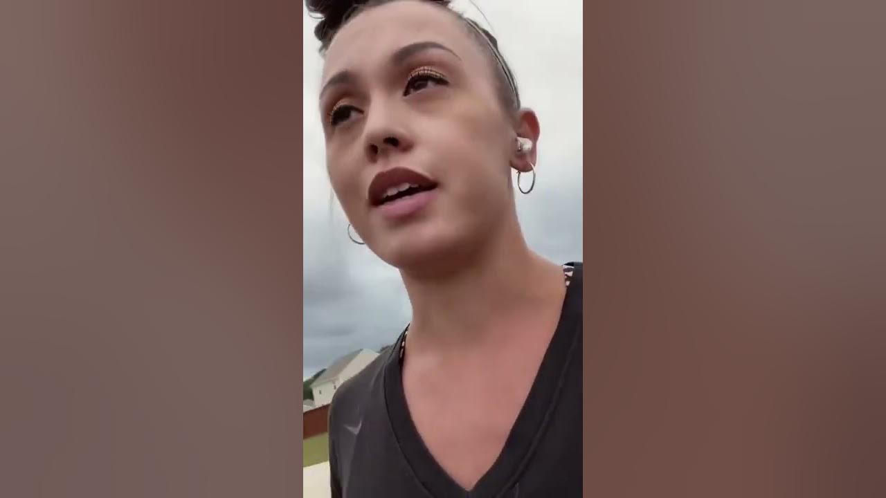 How to walk 2 dogs at the same time? YouTube