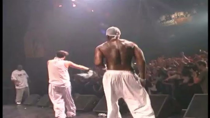 50 Cent x G-Unit x Eminem - "Patiently Waiting" (Live in Detroit City,  2003) - YouTube