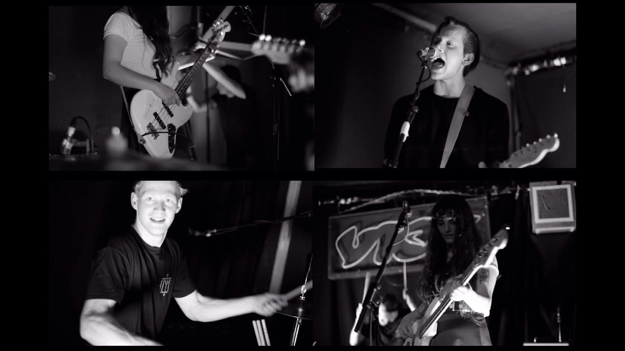 Muncie Girls - The Real You (Live @ Old Blue Last 29/3/14)