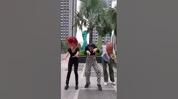 Phá Trend Bật Chế Độ Bay Lên Bình Gold Cực Cháy Trên Tiktok - Vê Vê Travel #shorts