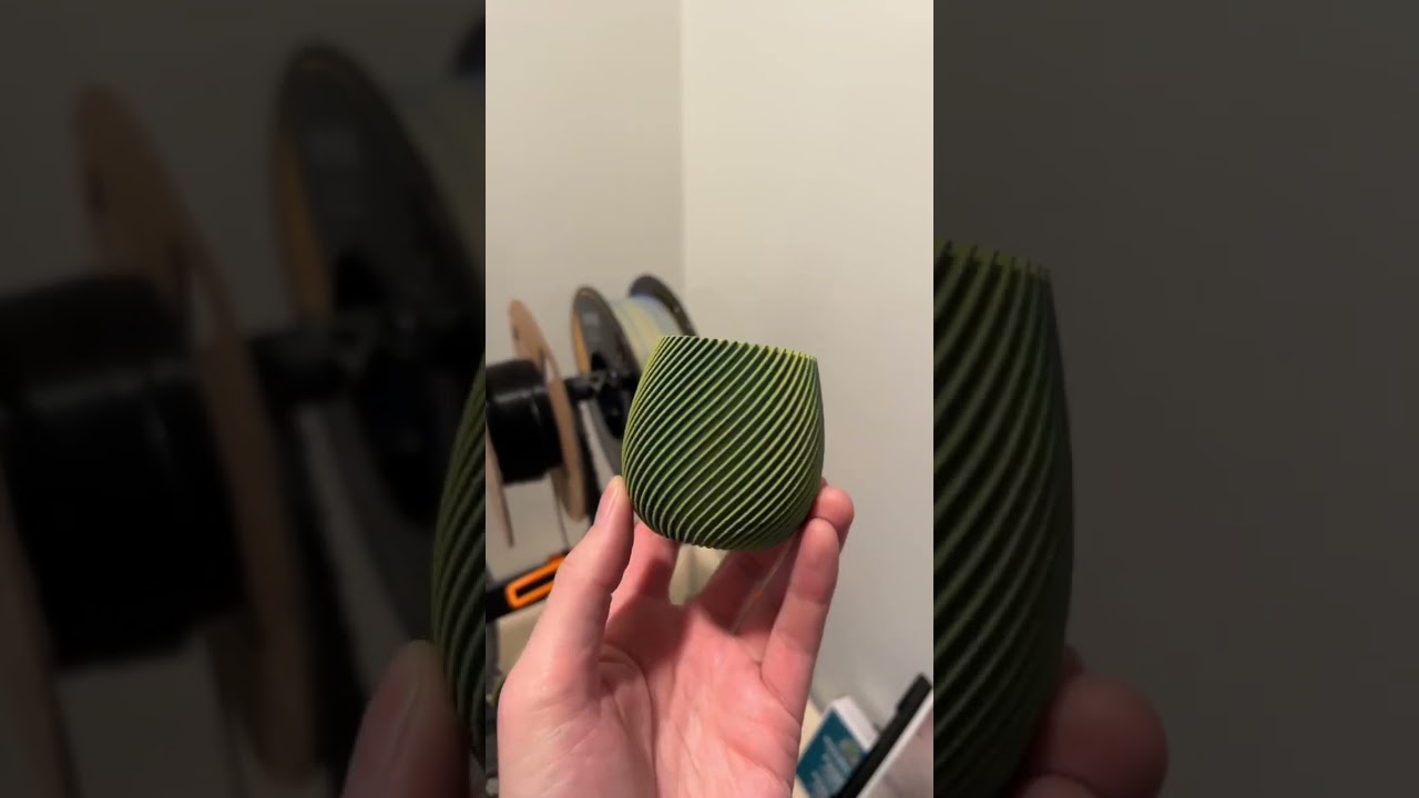 Multi color 3D printing filament