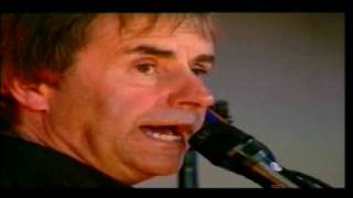 Chris de Burgh " Say goodbye to it all " Live solo