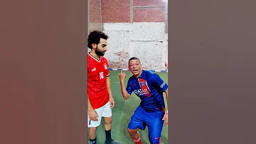 انا شبيه امبابي كل العيبه اصحابي مع فخر العرب محمد صلاح و كريم بنزيمه و ڤان دايك 