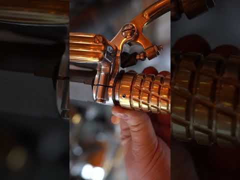 Vídeo 2 de Cable de acelerador interno - cableado interior para manillares de 1"
