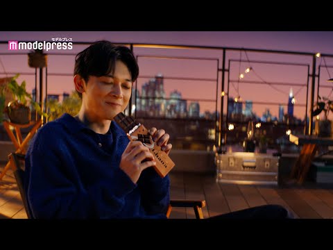 吉沢亮、”アガる口どけ”を堪能!浜辺美波からコメントも!ロッテ 「プレミアムガーナ ダークミルク」新TV-CM「プレミアム ダークミルク アガる口どけ」篇+メイキング