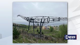 Evening update | Sumner County crash, Reno County crash, dinosaur struck by lightning in Derby