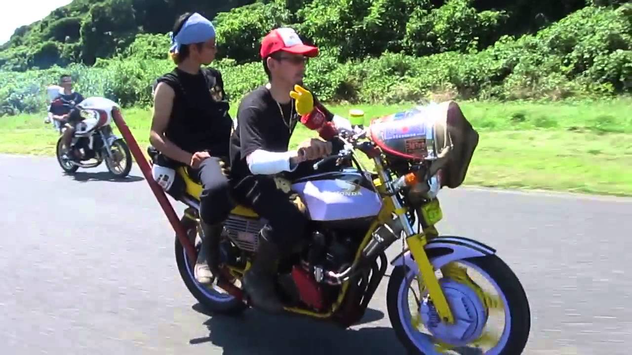 06xU3x2011Q1cbx YouTube
