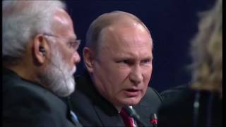 Putin compares Russian hacking allegations to anti-semitism