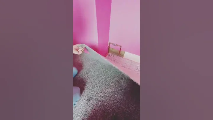HOW TO CUT CARPET TO FIT AROUND AN EXTERNAL CORNER #carpet #flooring #homeimprovement #diy #shorts