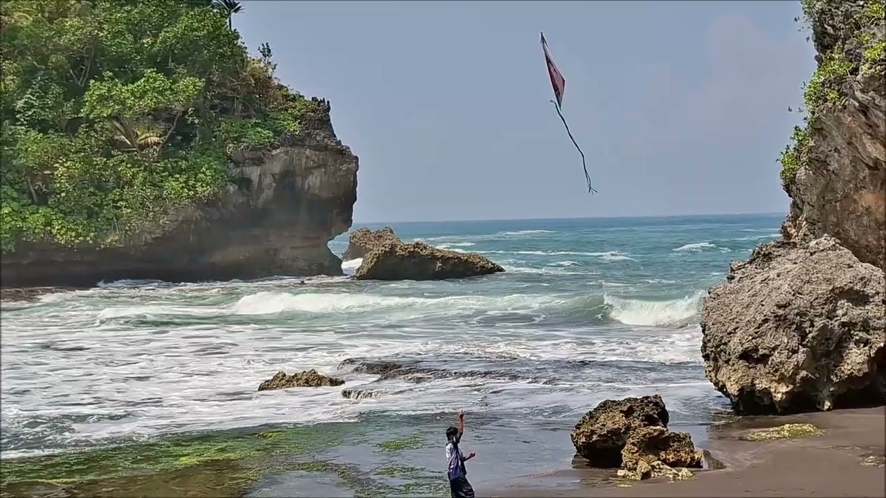 EKSPLORE KEINDAHAN ALAM PANTAI MADASARI