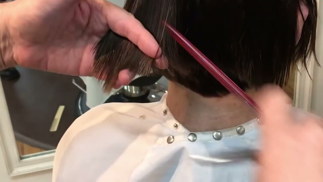 Soft Texture on Short Hair: Point Cutting Magic