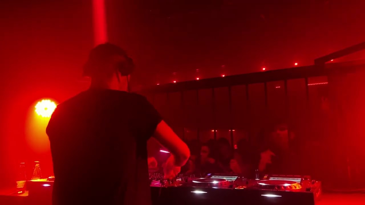 YouTube에서 P.E.A.R.L. at Vortex @ Industrial Copera 05/12/22 보기 YouTube에서 P.E.A.R.L. at Vortex @ Industrial Copera 05/12/22 보기