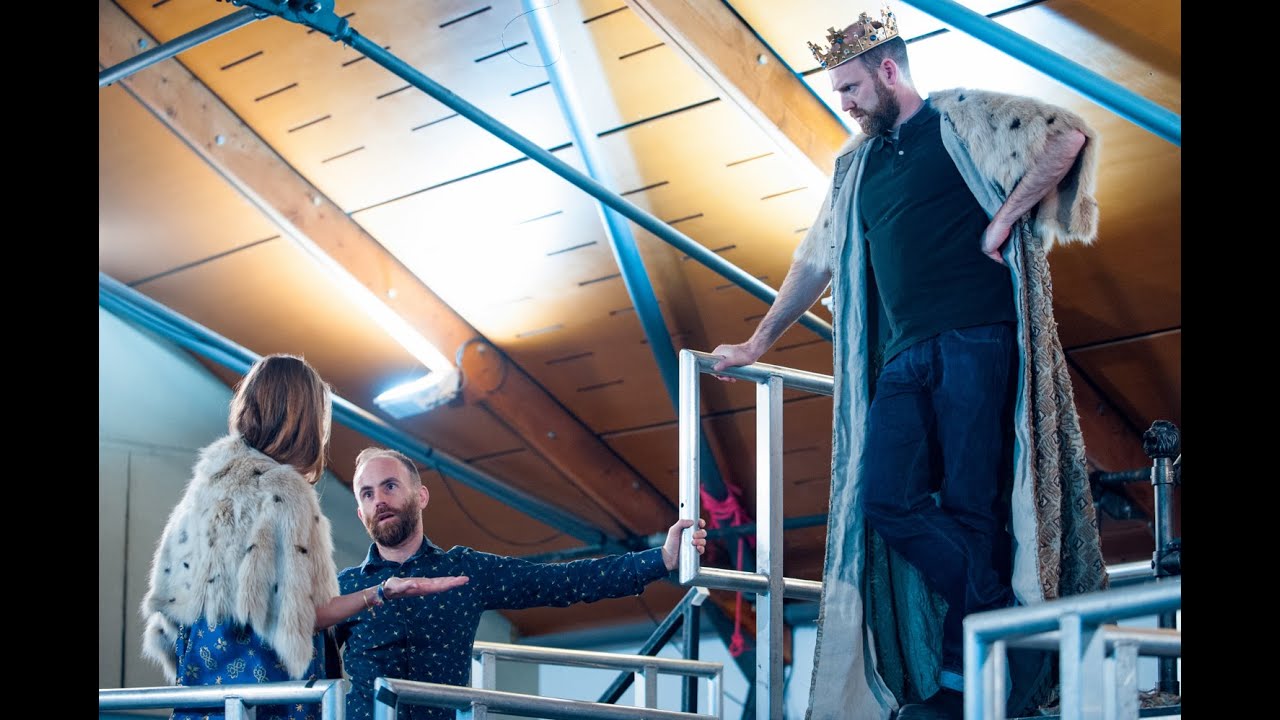 Director Laurie Sansom in rehearsals with The James Plays - YouTube