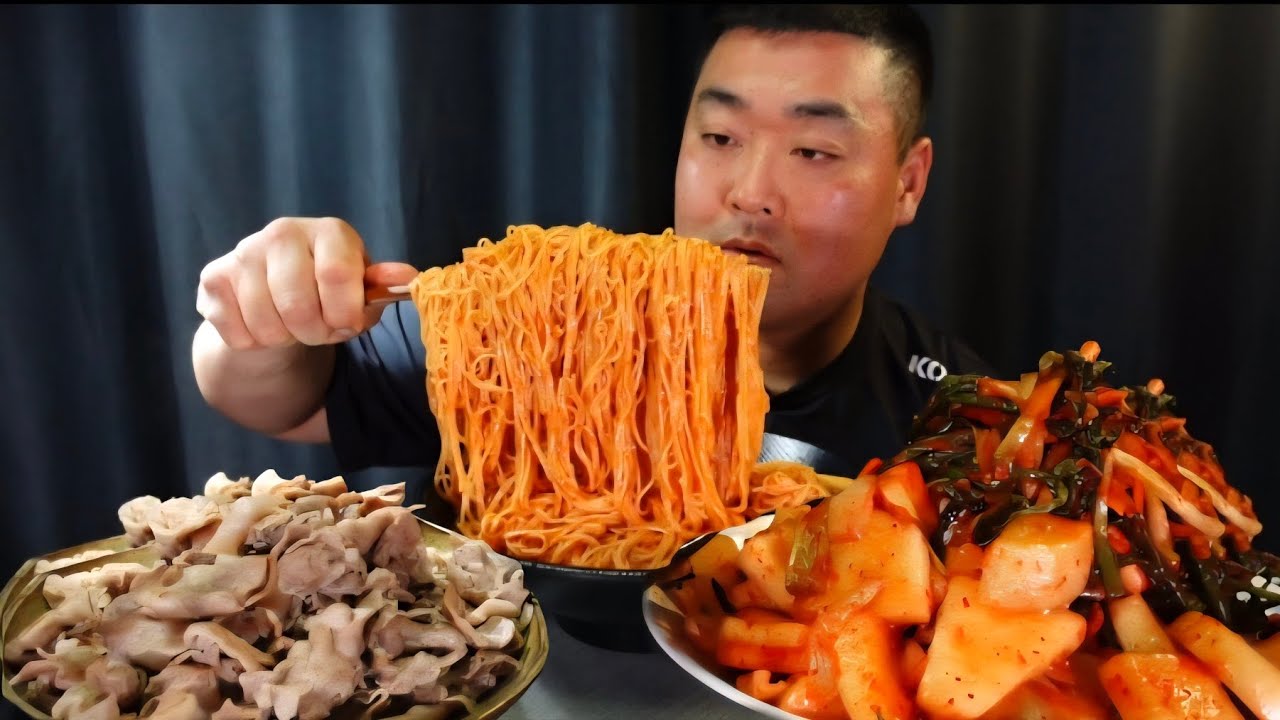 이순간만 기다렸던 시간!!  김치가 제일 좋다!!