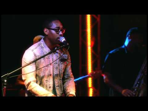 PJ Morton (Maroon 5) LIVE 