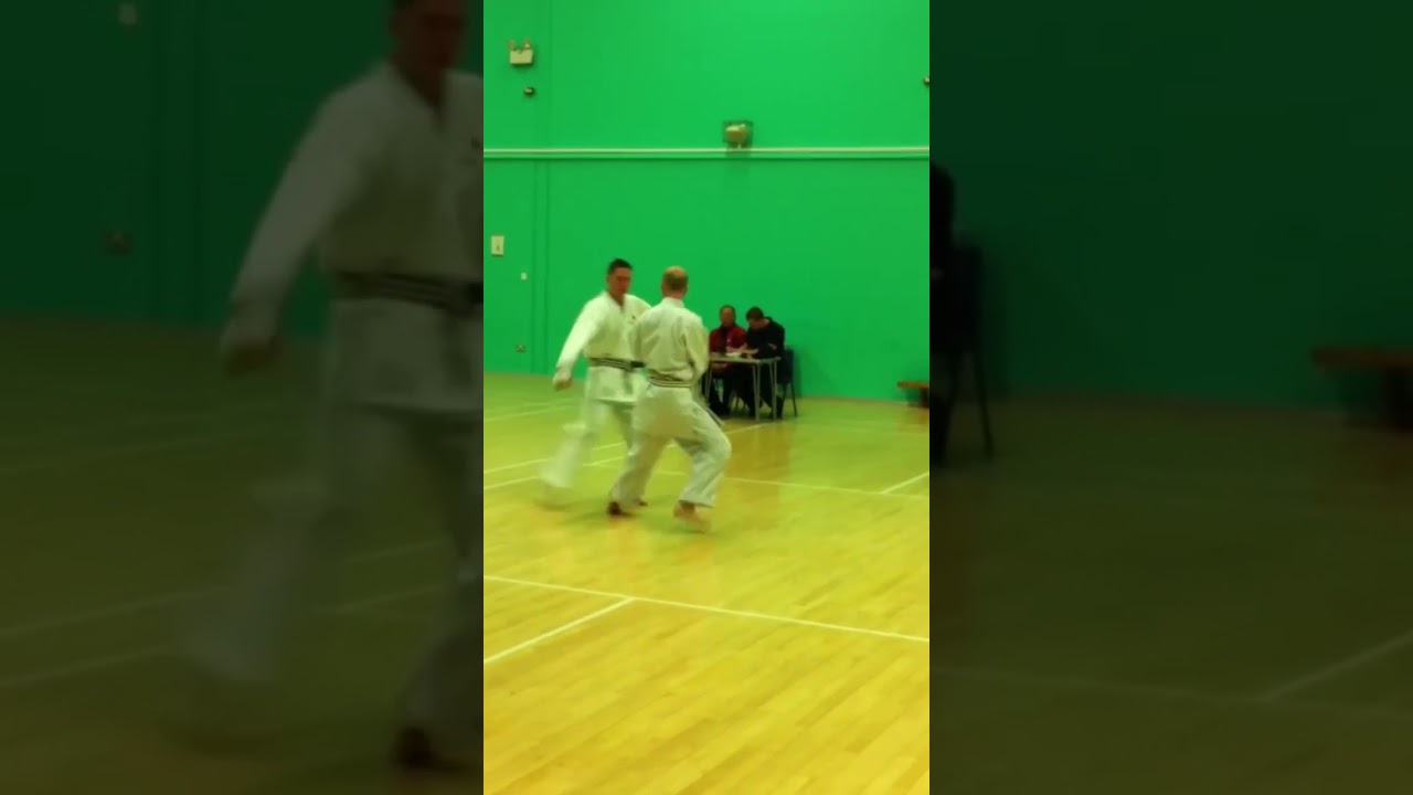 Sweep the Leg #karate #wkf #mma #ippon #jka #ufc #cobrakai #cobratate #budo #ikf #jkakarate #kumite