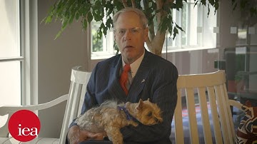 Vernon Hill accepts the IEA