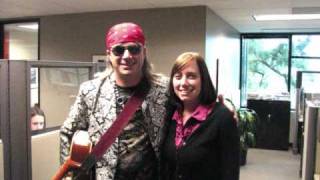 Meredith gets a Valentine Singing Telegram from Jordan 2-11-10
