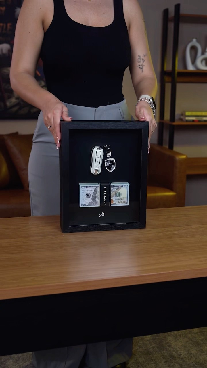 Depoimento de Quadros Decorativos em vídeo