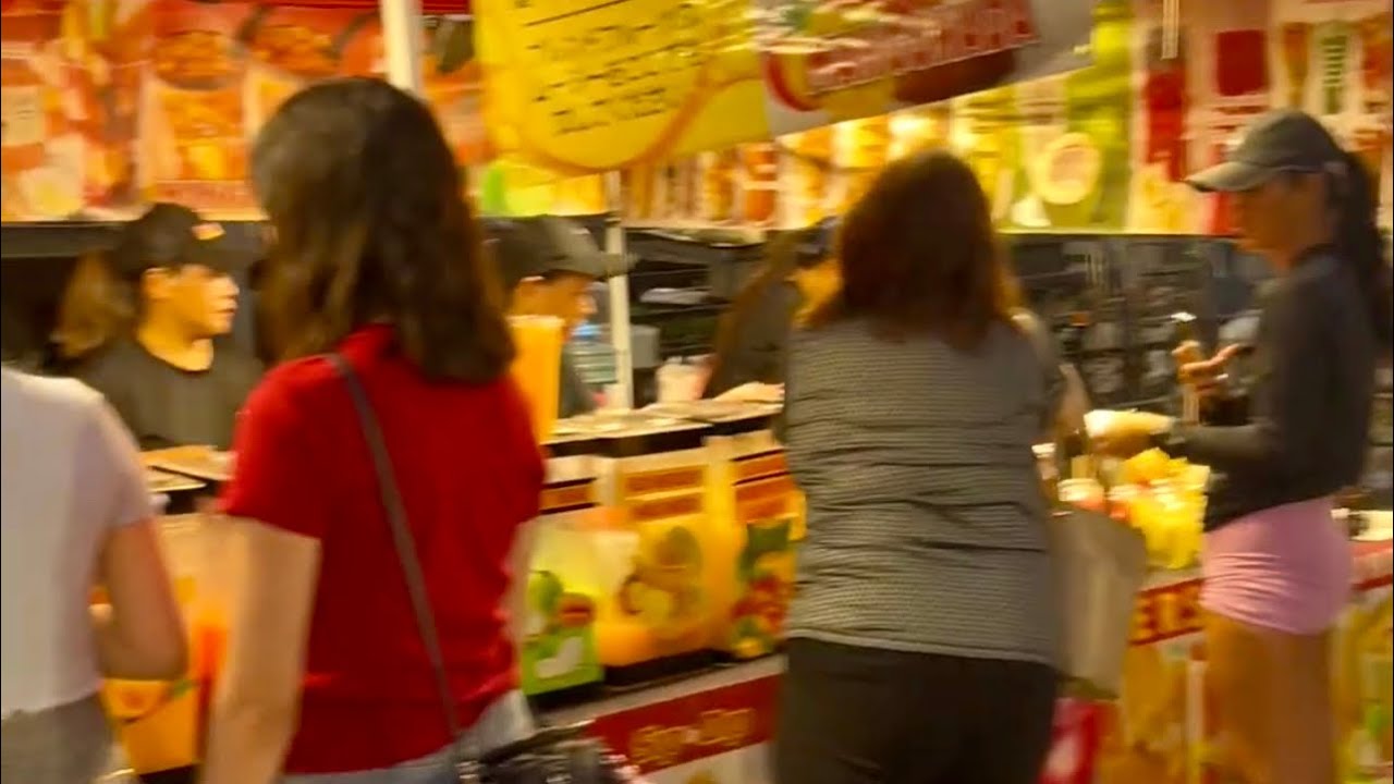 ULTIMO y exquisito platos de comida por Chamorro Village Night Market en Hagåtña Guam #USA #MusicMix