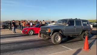 ls swaped BMW z3 vs ls swapped jeep xj on slicks