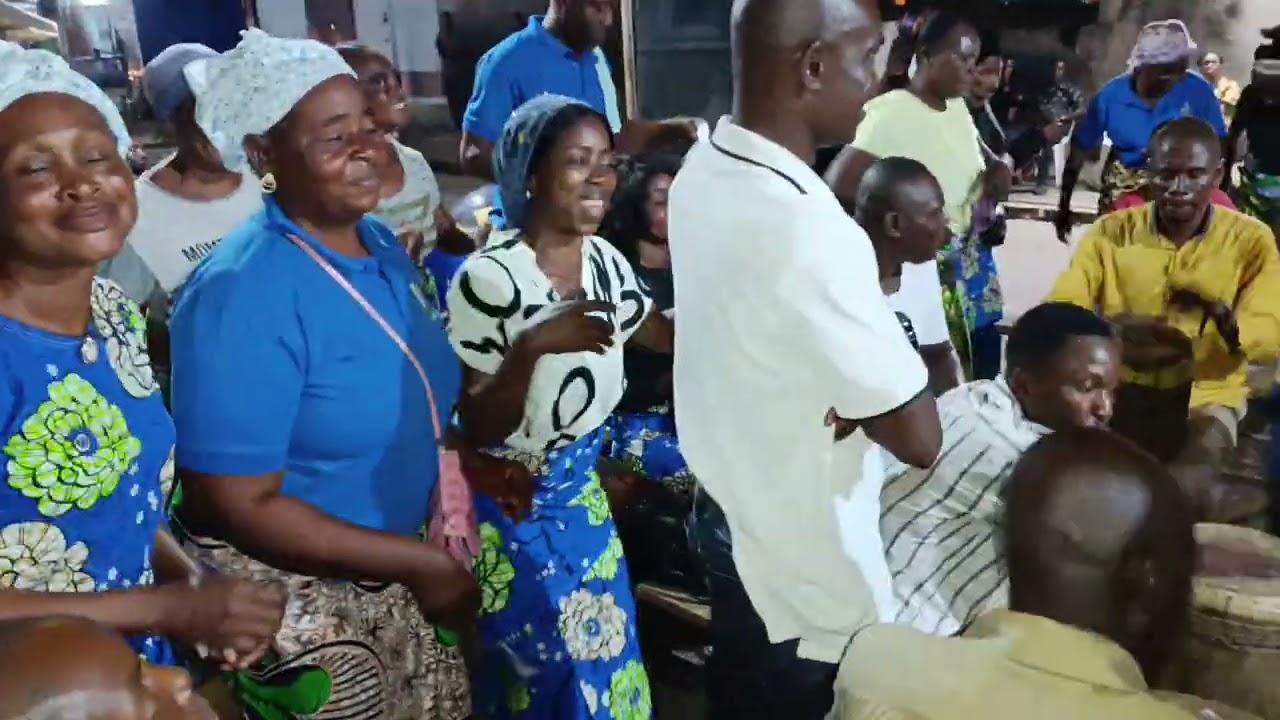 Otema Makâ bilengués ya Congo rue campement le. 21-12-2025