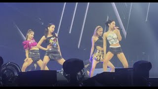 BLACKPINK - Crazy Over You - Born Pink in Singapore Day 1 Resimi