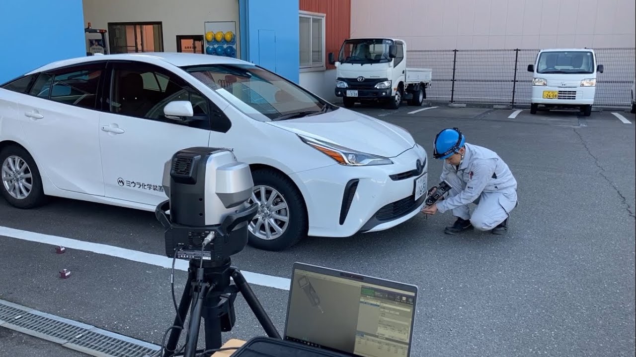 番外編 高級車が買える値段 三次元測定機でプリウスの全長を測定してみた Youtube 番外編 高級車が買える値段 三次元測定機でプリウスの全長を測定してみた Youtube