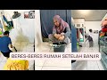 Bersih-bersih rumah setelah banjir