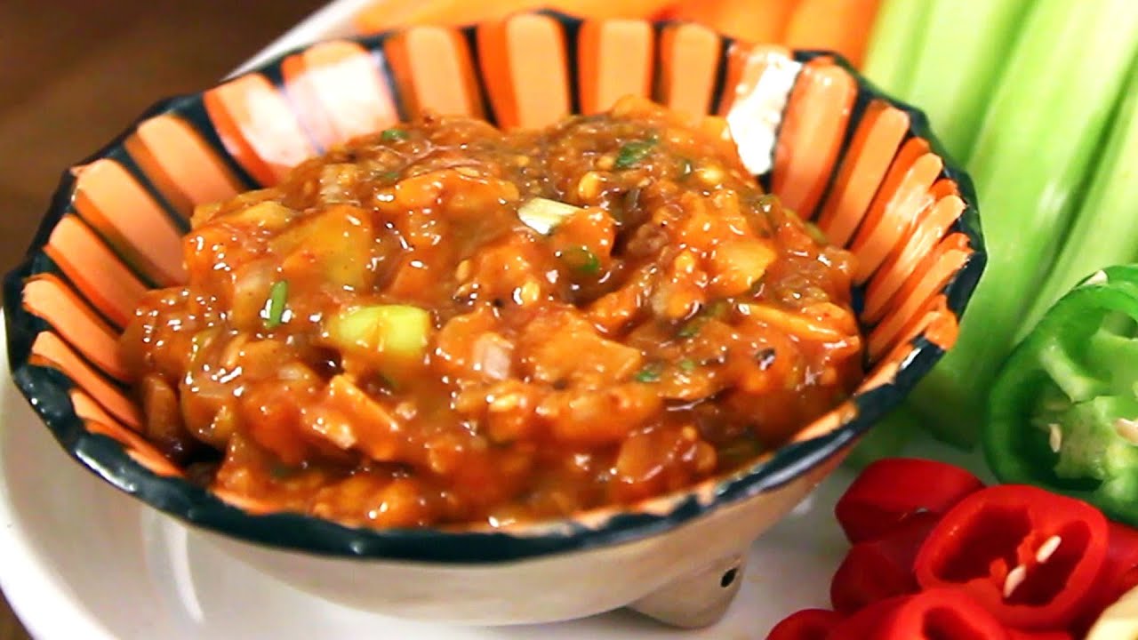 Ssamjang (Korean dipping sauce: )