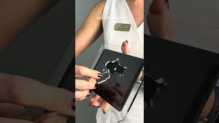 Placa com Dois QR Codes