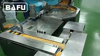 Snack bar automatic packaging machine, rice bar packaging machine, extrusion bar packaging machine