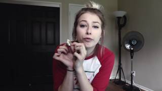 AMERICAN TRIES HOLLAND CANDY | Maddie Welborn