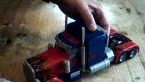 ROTF Leader Class Optimus Prime Part 1