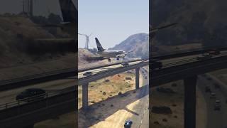 Plane Engine Fire Turns Highway Bridge Into Emergency Runway screenshot 1