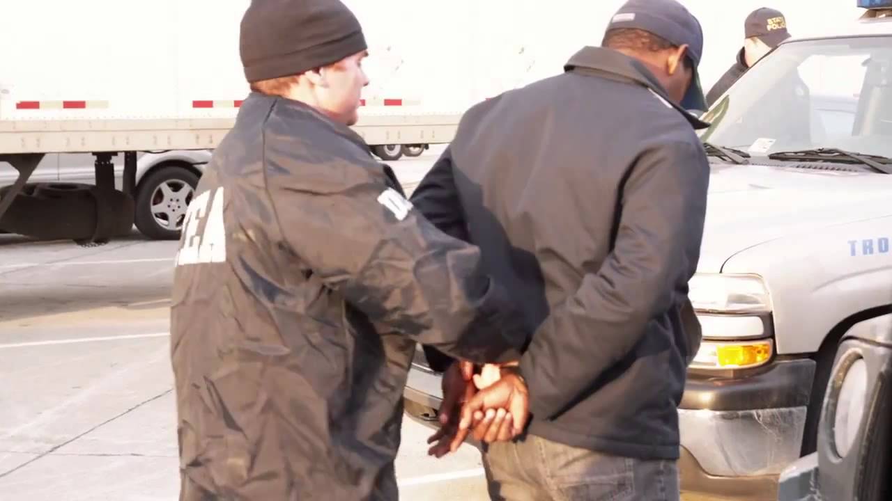 How To Make Money Selling Drugs - OFFICIAL TRAILER HD (2013) DRUG DOCUMENTARY - 365DAYSOFFILM