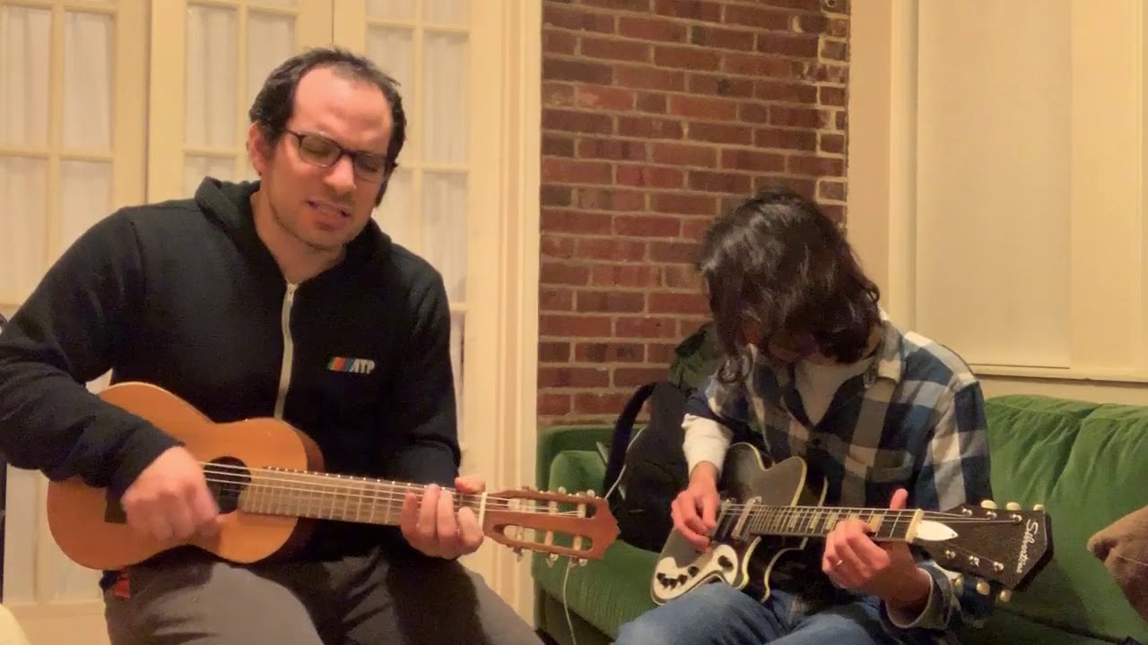 Guarda Shadowboxing su YouTube Guarda Shadowboxing su YouTube