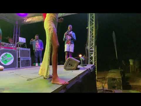 MISS ERICA INYUMA YOKUVA MU BITARO NAWE YARIRIMVYE MURI CELEBRITY NIGHT||BARACIYE MUCUMA CUMURIRO