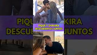 Piqué And Shakira Spend Their Holidays Together É
