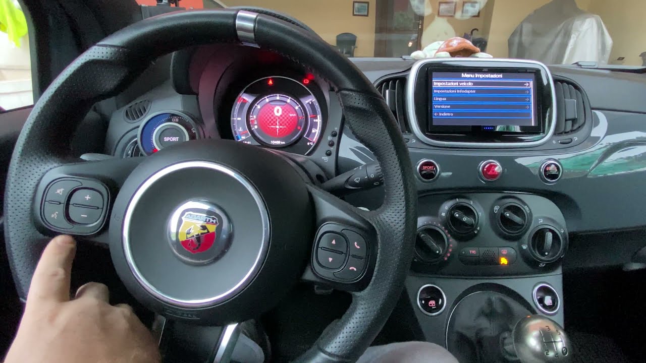 Abarth 595 modifiche #5 sostituzione uconnect e ripristino comandi al volante e funzioni del veicolo