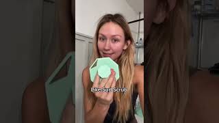 People are still using loofahs and I don’t know why! #loofahtiktok #showertok #showeressentials