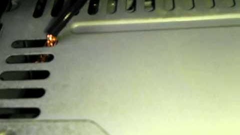 Temporarily quiet engine noise in speakers.