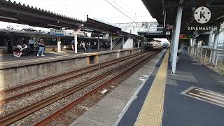 東加古川駅 3番のりば普通電車到着 1番のりばスーパーはくと通過 接近メロディ「さざなみ」 2023.09.15