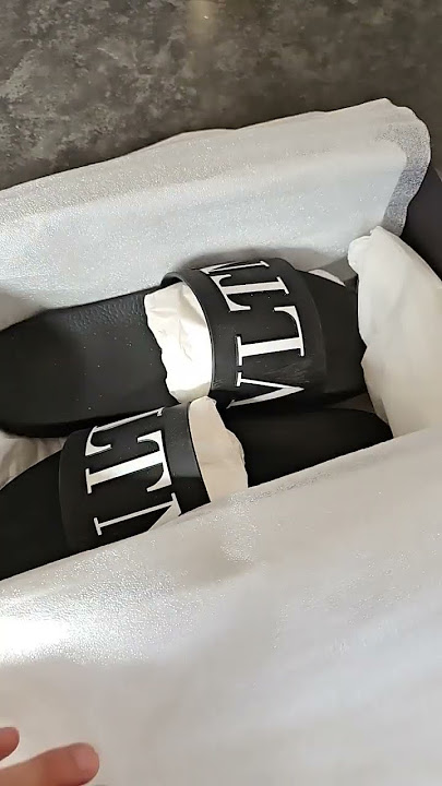 Be my Valentino! #valentino #slides #kicks #hype #designer #youtubeshorts #youtube