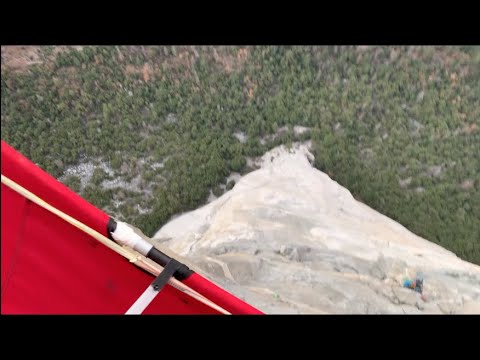 A Tour of Yosemite Ledges Part 3: The Portaledge