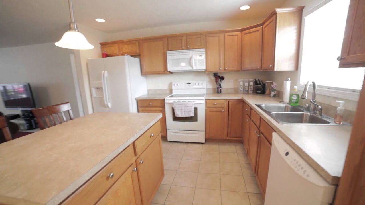 Newburgh Home for Sale in Sandals Subdivision