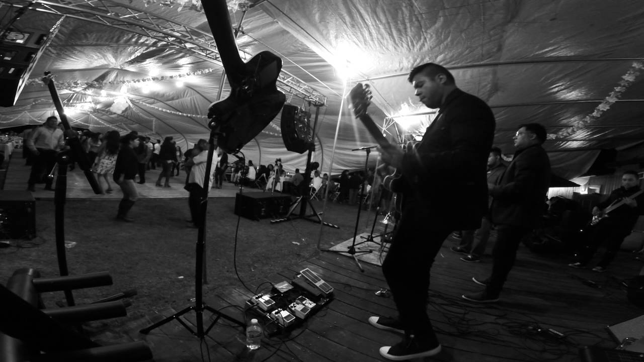 Chuck Taylor II + Gibson ES 335